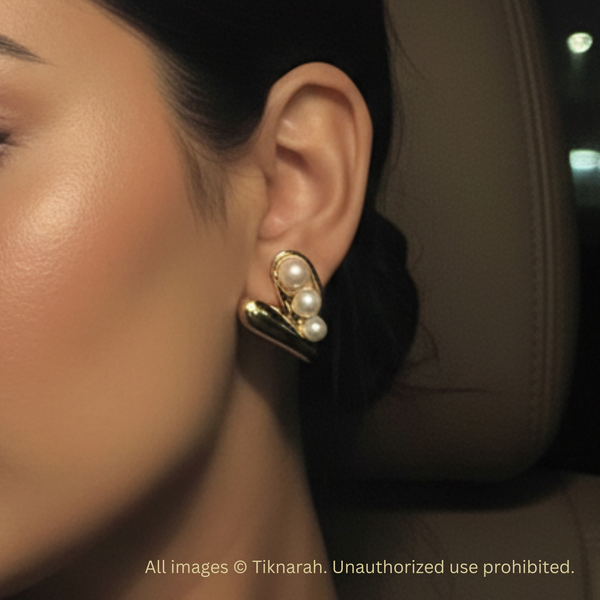 Luminous Pearl-Encrusted Heart Stud Earrings